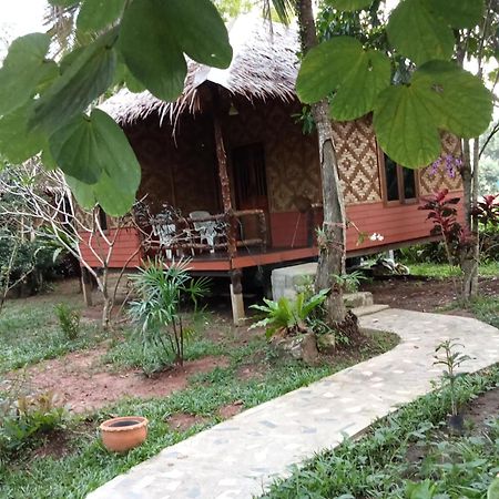 Ban Ban Bangalow Koh Jum Ngoại thất bức ảnh