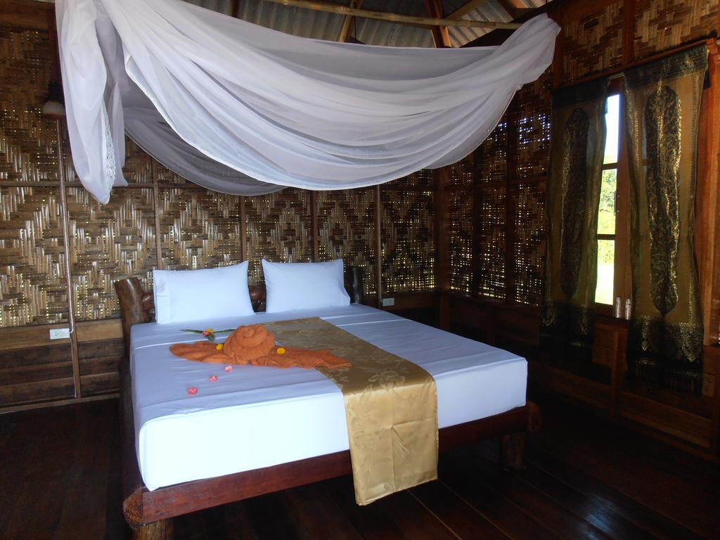 Ban Ban Bangalow Koh Jum Ngoại thất bức ảnh